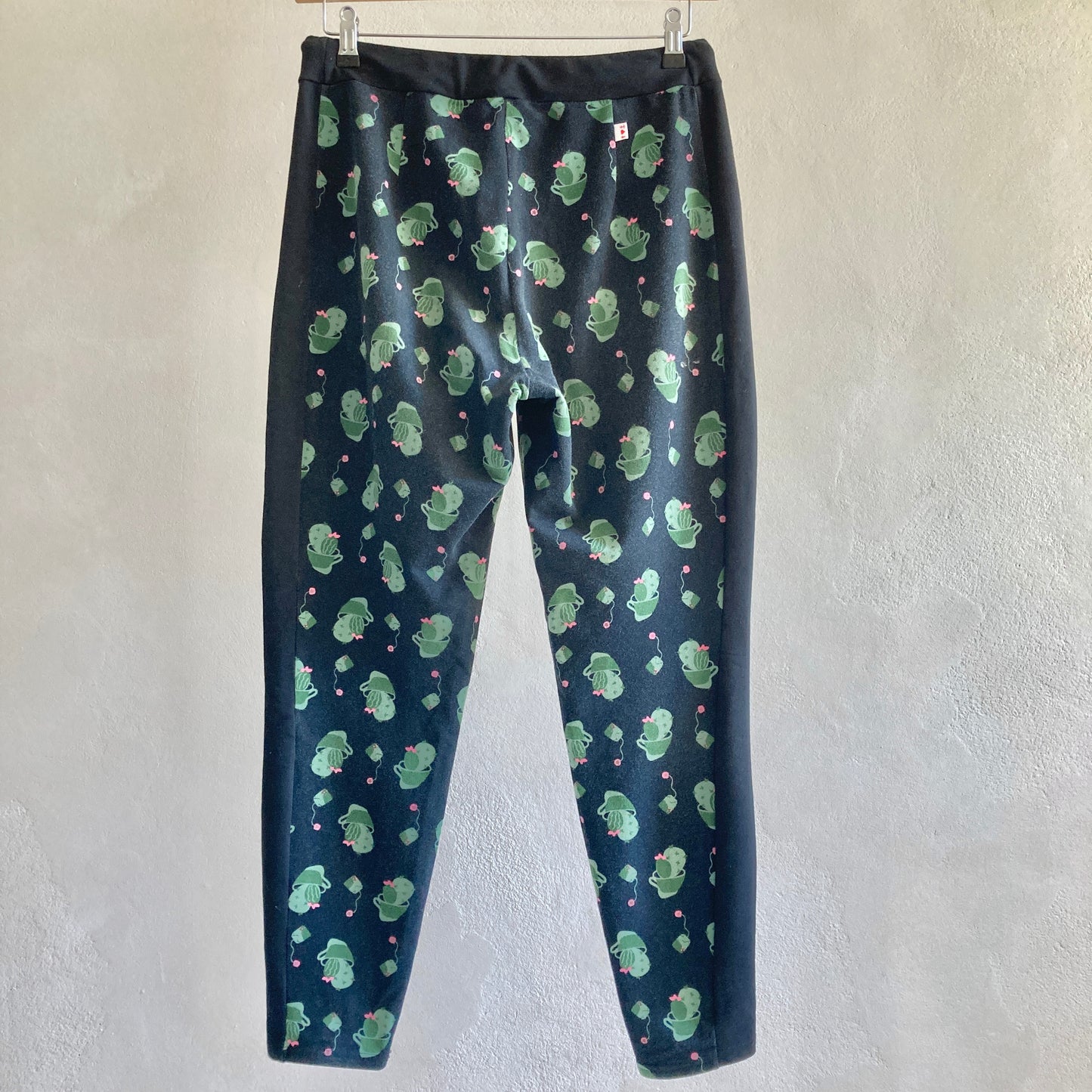 Womens Organic Cotton Joggers Size M