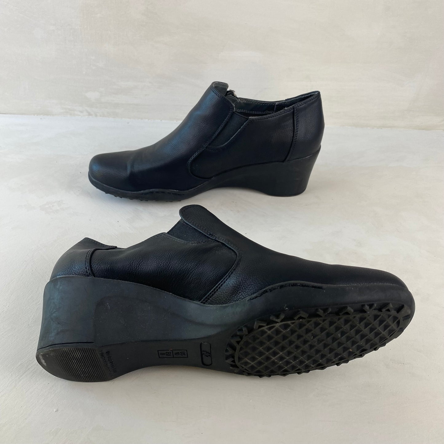 Ladies Black Leather Casual Shoes Size 41