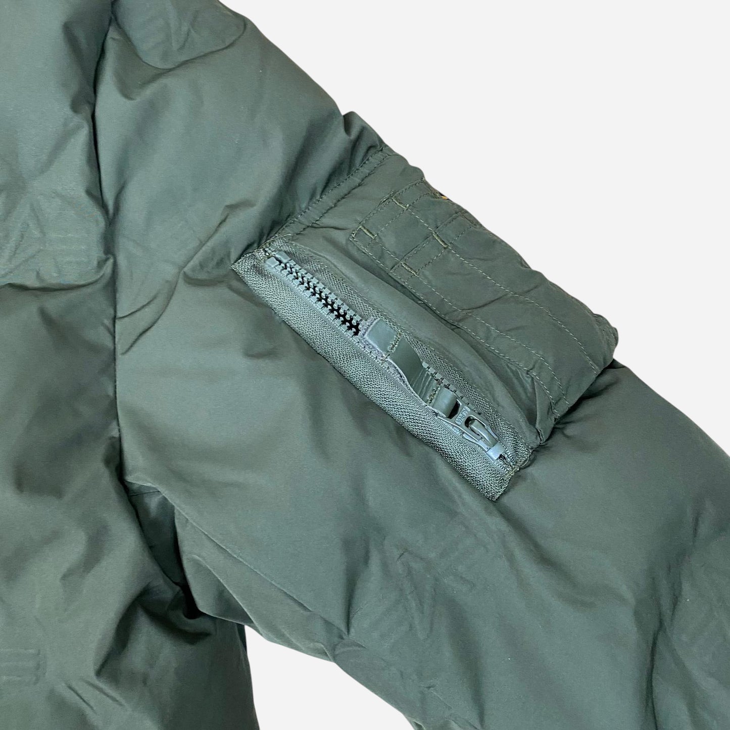 Alpha Industries Meeste Khaki Roheline Puffer Jope Suurus M