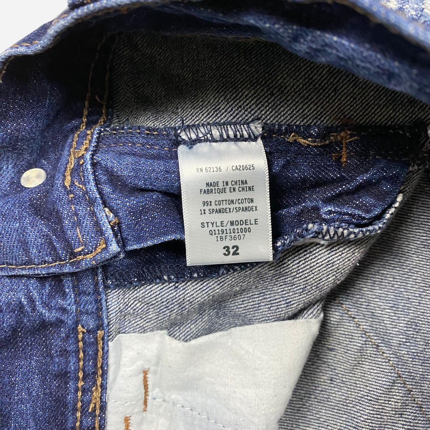 Guess Naiste Lühikesed Teksapüksid Suurus 42