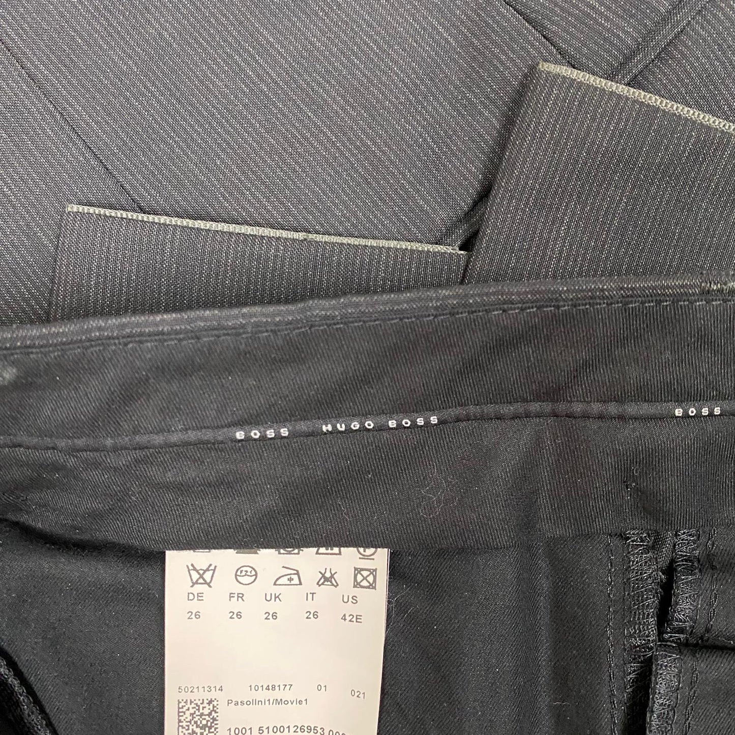 Hugo Boss Meeste Must Ülikond Suurus L / 42