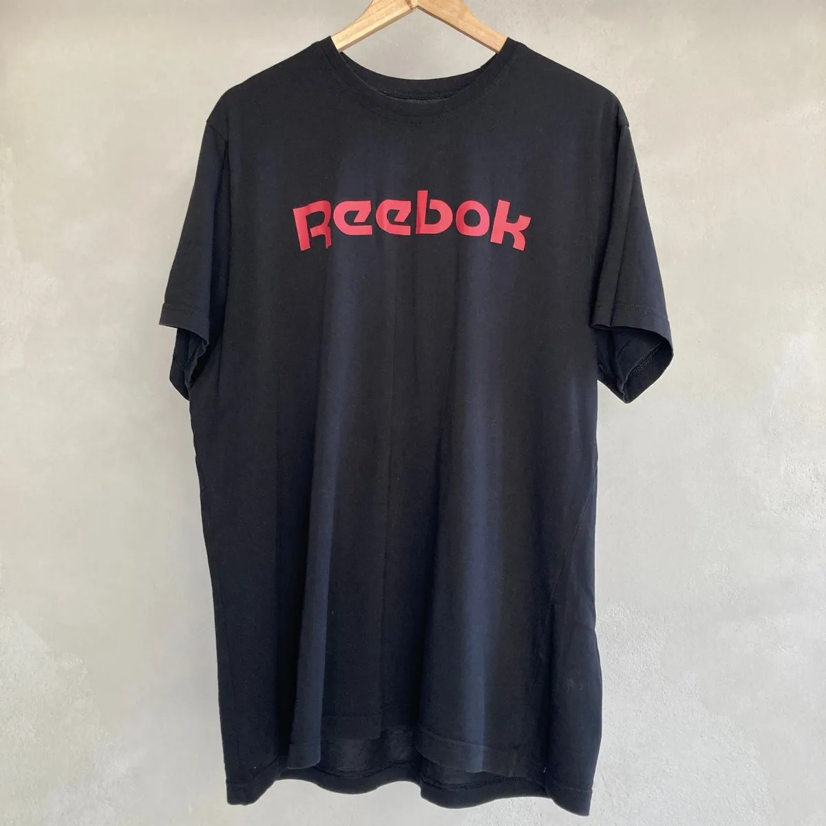 Reebok Mens Black T-Shirt Size 2XL